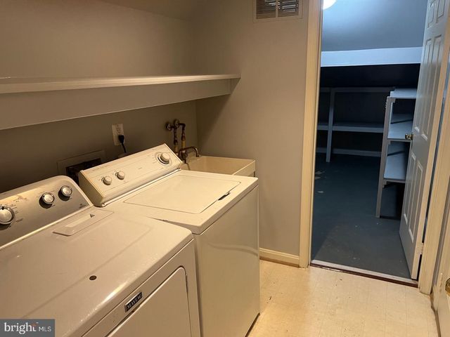 6830 WILD ROSE CT, Springfield, VA 22152