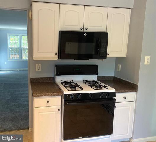 6830 WILD ROSE CT, Springfield, VA 22152