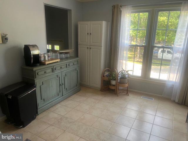 6830 WILD ROSE CT, Springfield, VA 22152