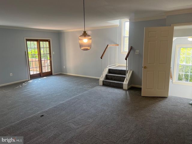 6830 WILD ROSE CT, Springfield, VA 22152