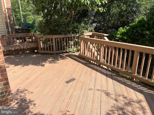 6830 WILD ROSE CT, Springfield, VA 22152