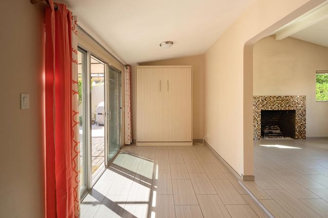 610 S Camino Real, Palm Springs, CA 92264