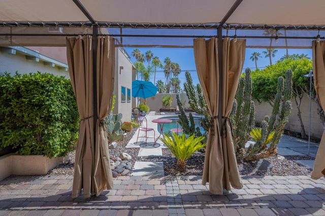 610 S Camino Real, Palm Springs, CA 92264