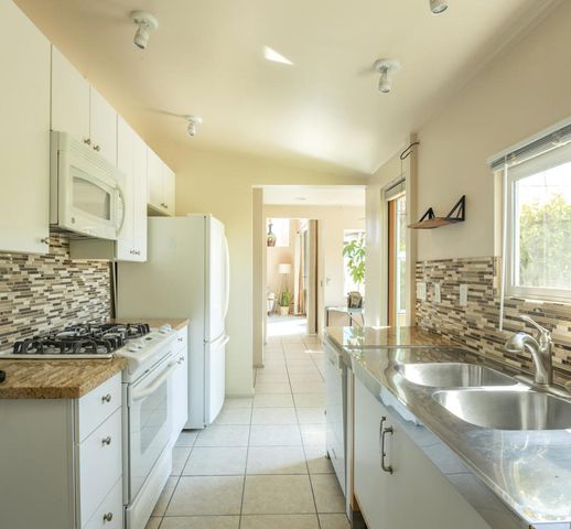 610 S Camino Real, Palm Springs, CA 92264