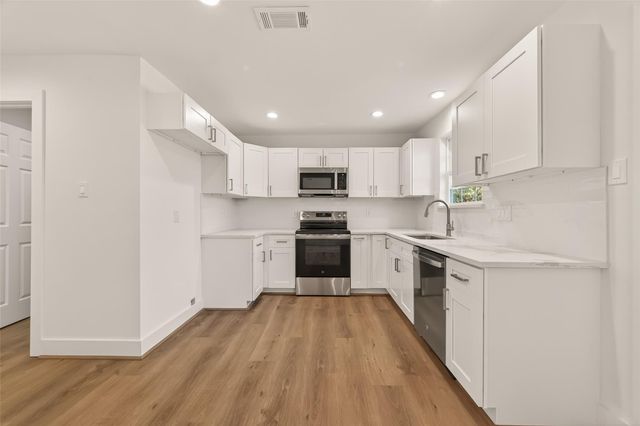 2723 Castledale Drive, Houston, TX 77093