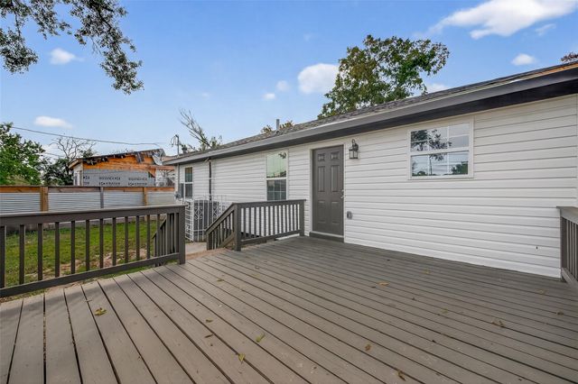 2723 Castledale Drive, Houston, TX 77093