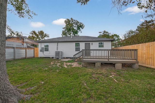 2723 Castledale Drive, Houston, TX 77093