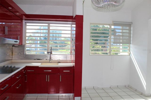 TOWN PARK APTS APTO 3 CALLE MARGINAL 3, Trujillo Alto, PR 00976