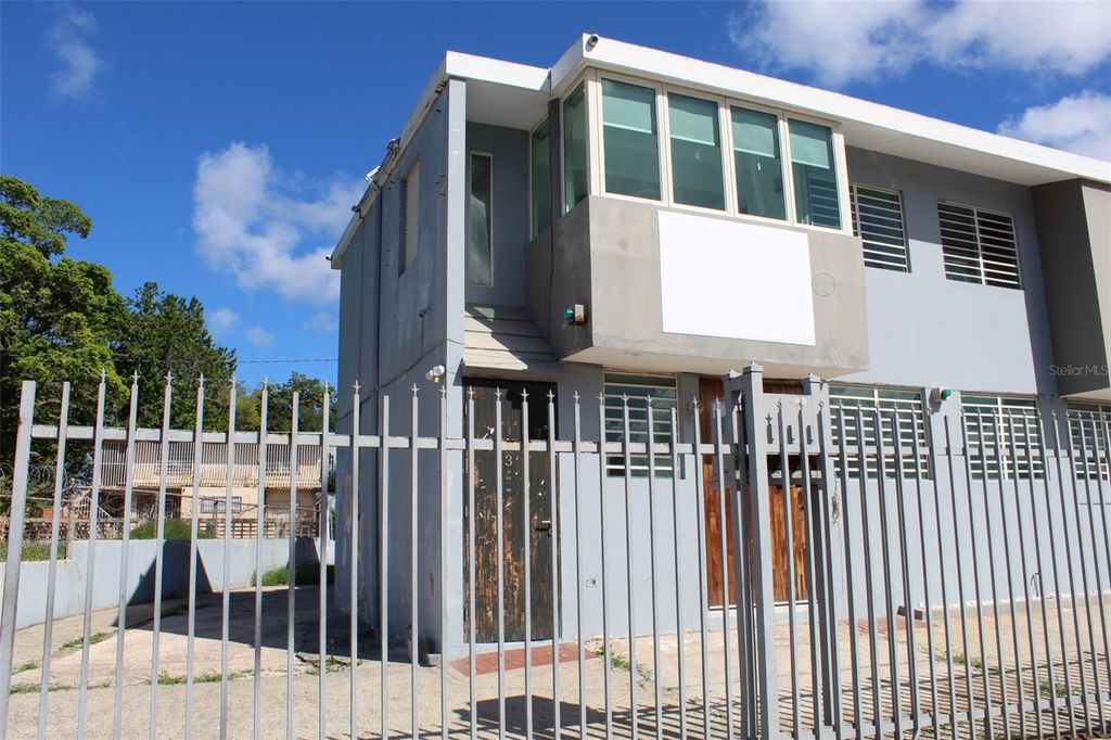 TOWN PARK APTS APTO 3 CALLE MARGINAL 3, Trujillo Alto, PR 00976