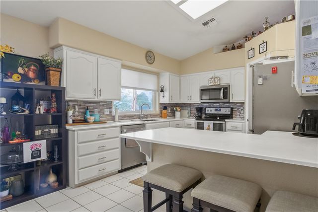 9697 N Pebble Drive, Kingman, AZ 86401