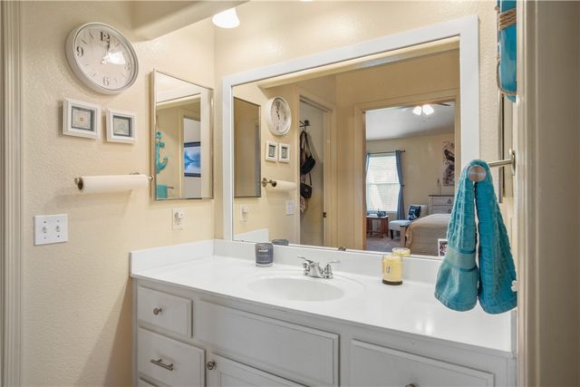 9697 N Pebble Drive, Kingman, AZ 86401