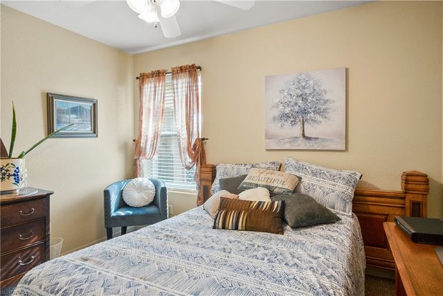 9697 N Pebble Drive, Kingman, AZ 86401