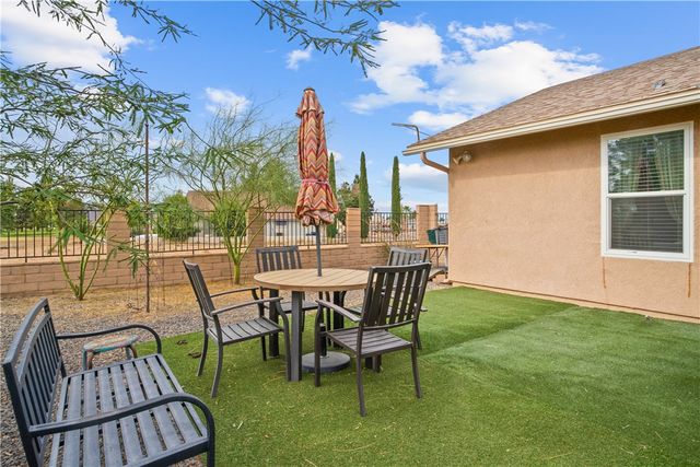 9697 N Pebble Drive, Kingman, AZ 86401