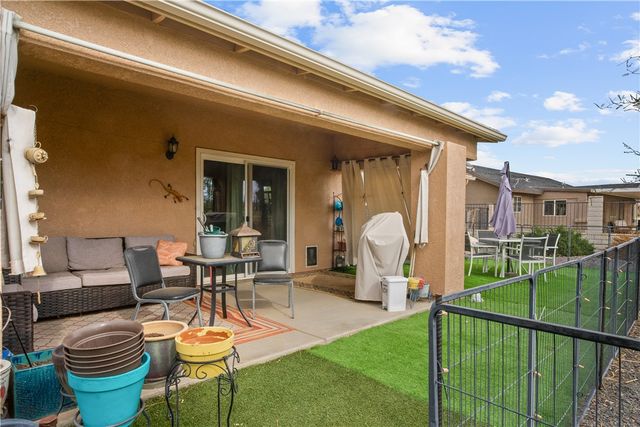 9697 N Pebble Drive, Kingman, AZ 86401