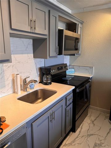 51 ISLAND WAY 705, Clearwater Beach, FL 33767