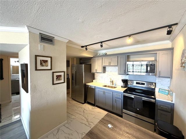 51 ISLAND WAY 705, Clearwater Beach, FL 33767