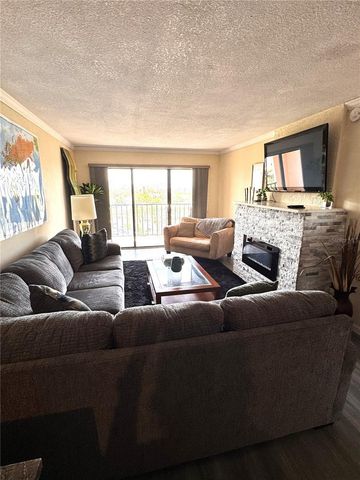 51 ISLAND WAY 705, Clearwater Beach, FL 33767