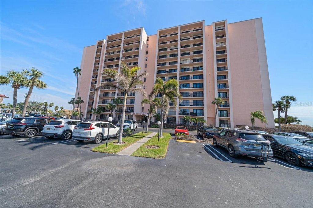 51 ISLAND WAY 705, Clearwater Beach, FL 33767