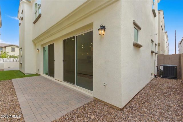 265 E BALSAM Drive, Chandler, AZ 85286