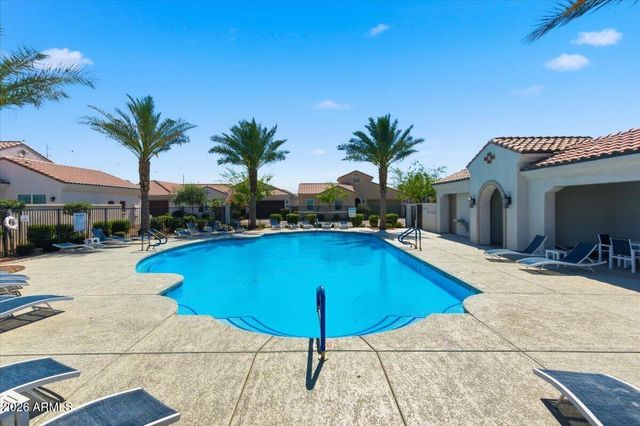 265 E BALSAM Drive, Chandler, AZ 85286