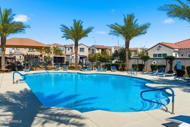 265 E BALSAM Drive, Chandler, AZ 85286