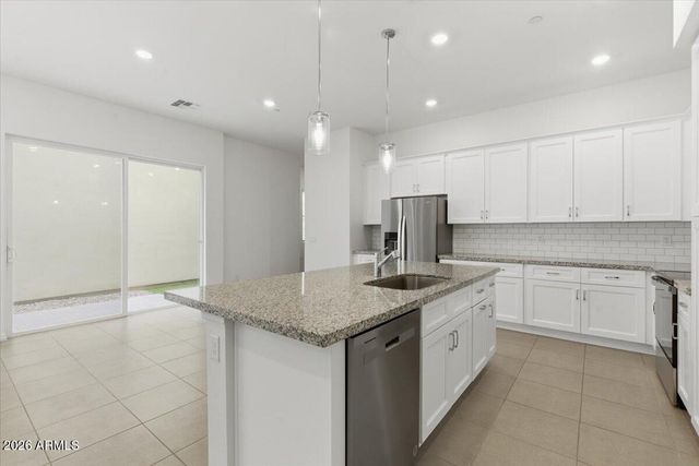 265 E BALSAM Drive, Chandler, AZ 85286