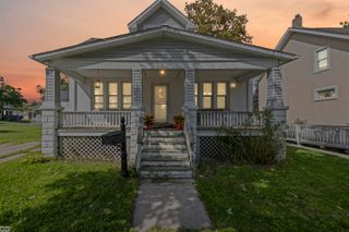 1227 Young Street, Port Huron, MI 48060