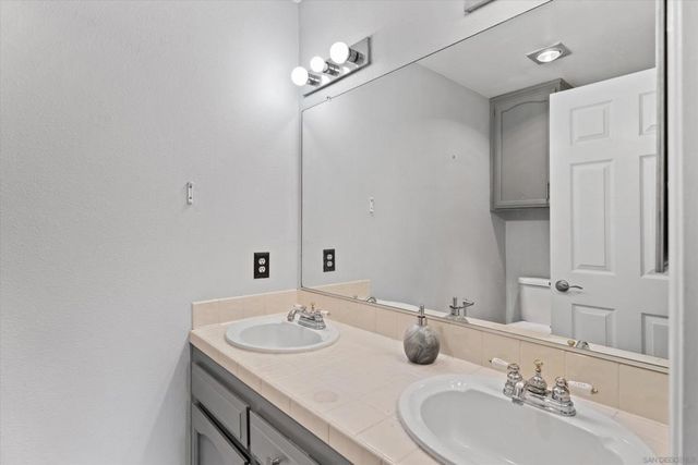 4514 51St 2, San Diego, CA 92115