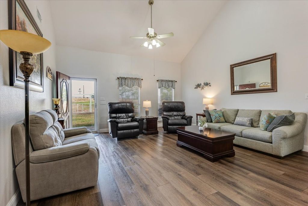 2400 Springfield Road, Springtown, TX 76082 — photo 5