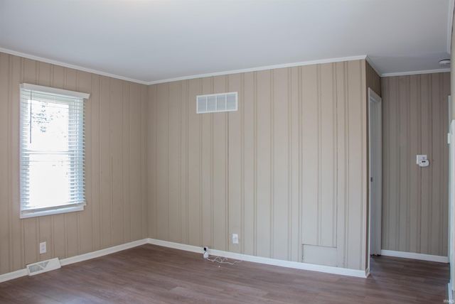 2141 Oakland Avenue, Evansville, IN 47711