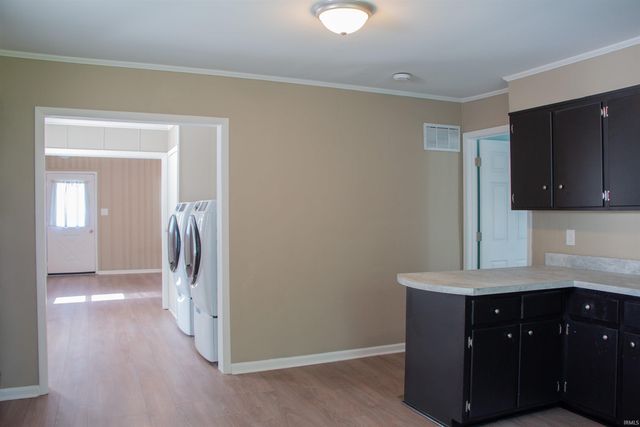 2141 Oakland Avenue, Evansville, IN 47711