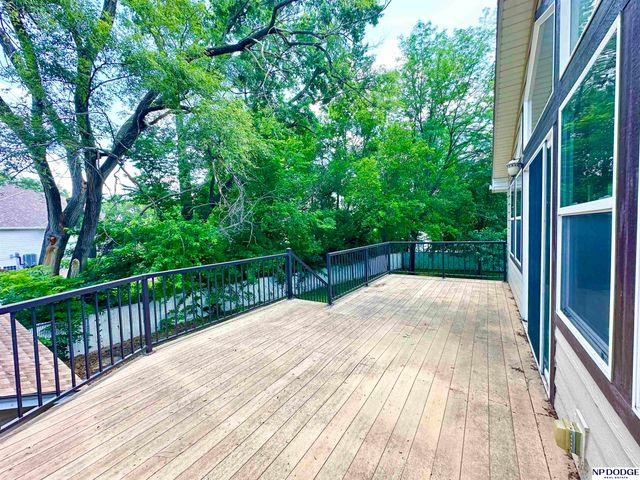 2105 S 120 Street, Omaha, NE 68144