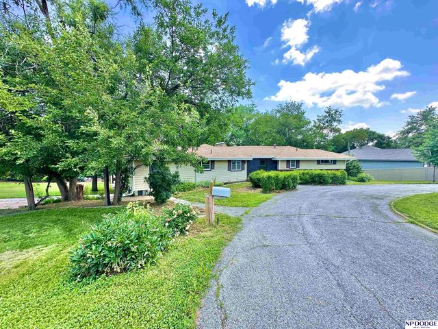 2105 S 120 Street, Omaha, NE 68144