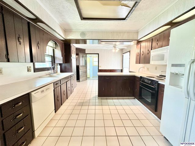 2105 S 120 Street, Omaha, NE 68144