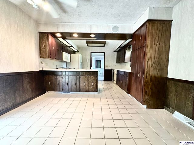 2105 S 120 Street, Omaha, NE 68144
