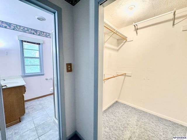 2105 S 120 Street, Omaha, NE 68144