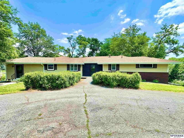 2105 S 120 Street, Omaha, NE 68144