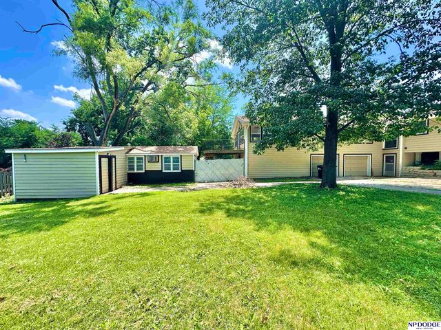 2105 S 120 Street, Omaha, NE 68144