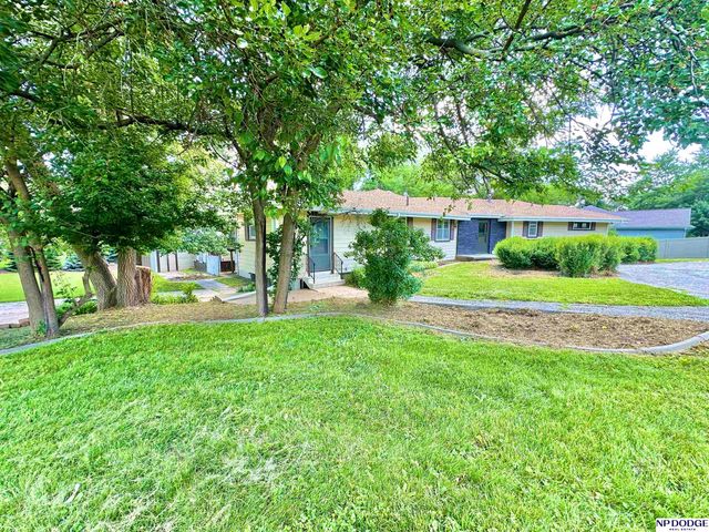 2105 S 120 Street, Omaha, NE 68144