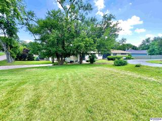 2105 S 120 Street, Omaha, NE 68144