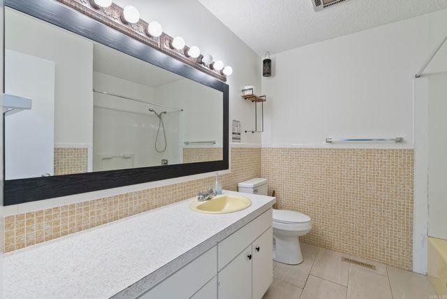 32 S Pego Way, Hot Springs Village, AR 71909