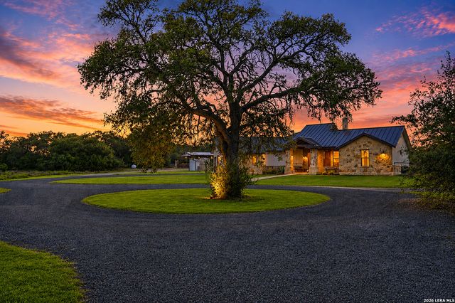 204 SEEWALD RD, Boerne, TX 78006