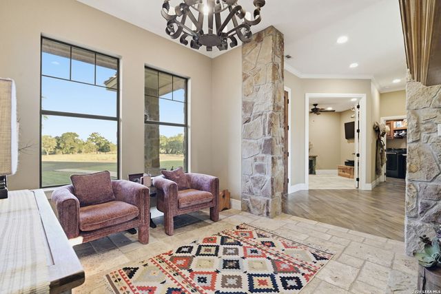 204 SEEWALD RD, Boerne, TX 78006