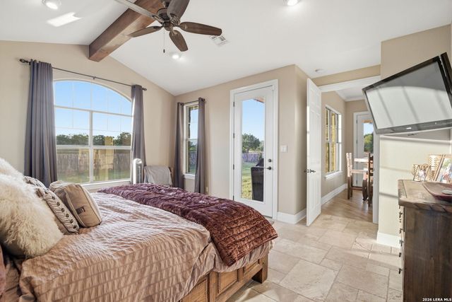 204 SEEWALD RD, Boerne, TX 78006
