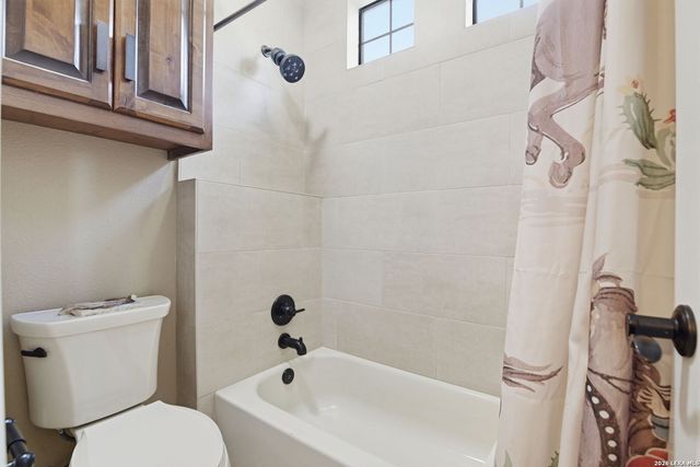 204 SEEWALD RD, Boerne, TX 78006