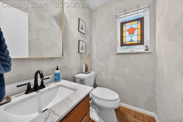 7025 Cedarbank Drive, West Bloomfield Charter Township, MI 48324