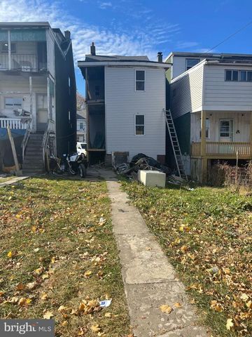 21 S LOCUST STREET, Mount Carmel, PA 17851