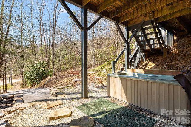 41 Gold Anchor Lane, Black Mountain, NC 28711
