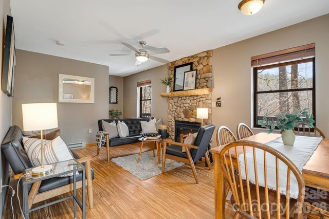 41 Gold Anchor Lane, Black Mountain, NC 28711