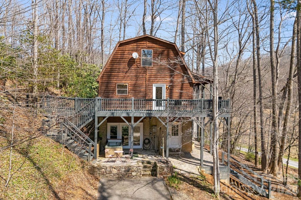 41 Gold Anchor Lane, Black Mountain, NC 28711